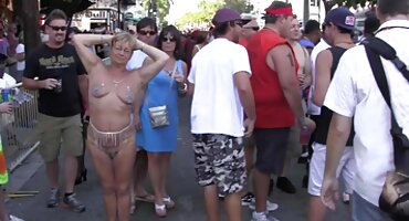 ranran fujii sex CorvAnder Corvus sex dâm fucks hai cô gái.